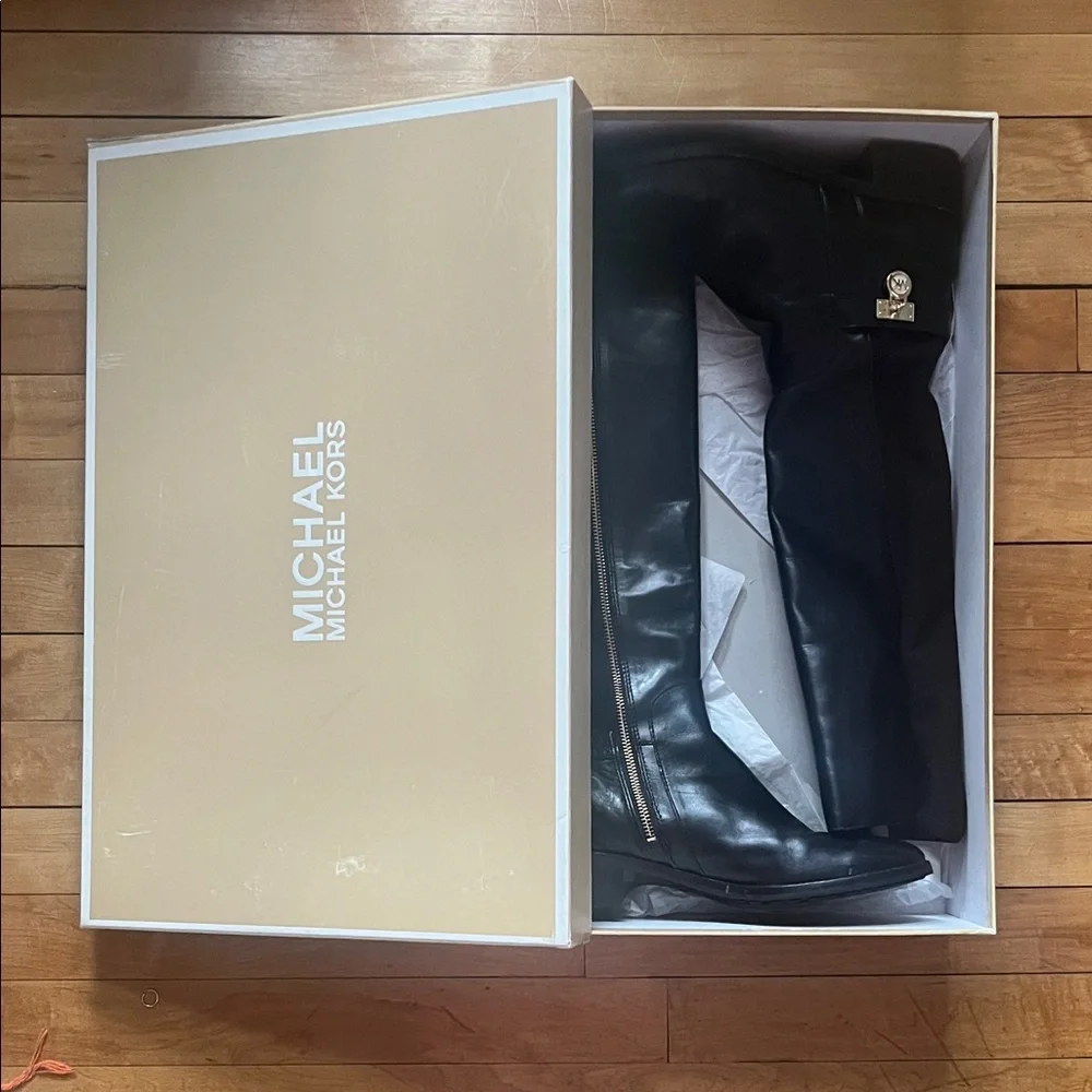 W’s MICHAEL Michael Kors Black Hamilton Stretch Boot, size 9 - Picture 4 of 5